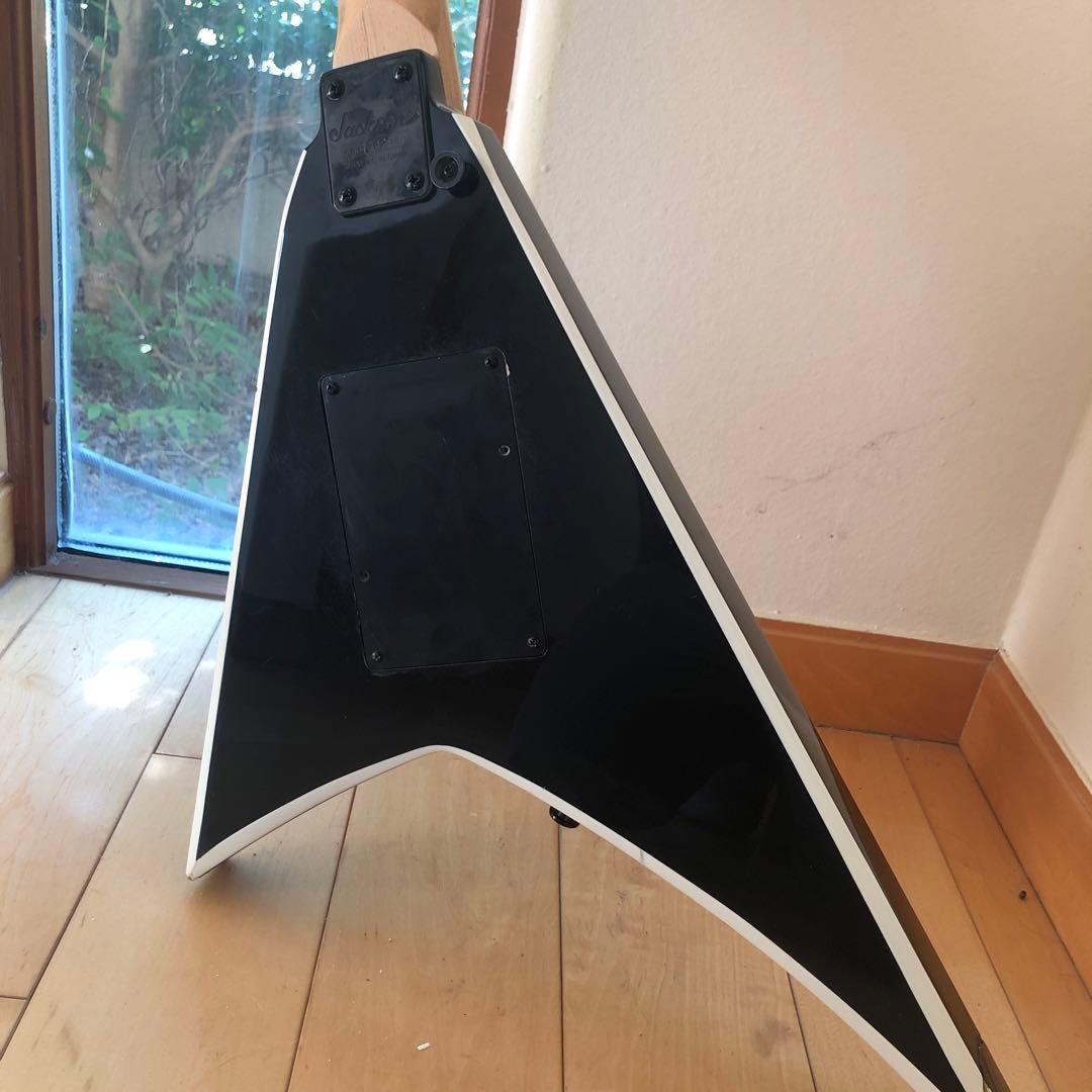 Jackson Rhoads JS32 ランディV　ジャクソン