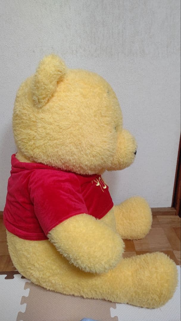 ディズニー公式くまのプーさん特大ぬいぐるみ