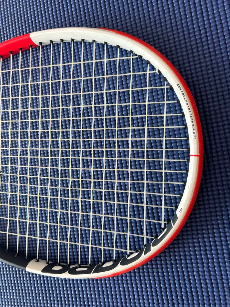 美品　値下げ　Babolat Pure strikeテニスラケット103 G2