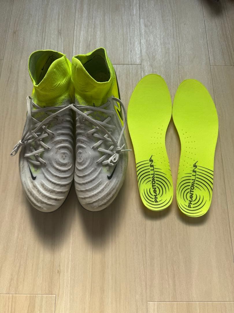 NIKE Phantom Luna サッカースパイク 28cm