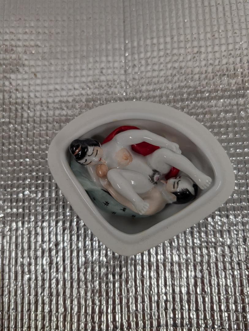 陶器春画、貝合せ置物