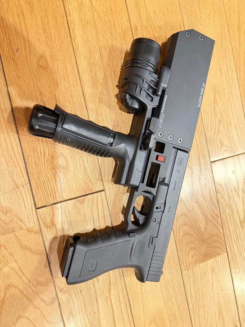 GLOCK17 Co2ガン 侍エッジ風カスタム フォアグリップ オマケ