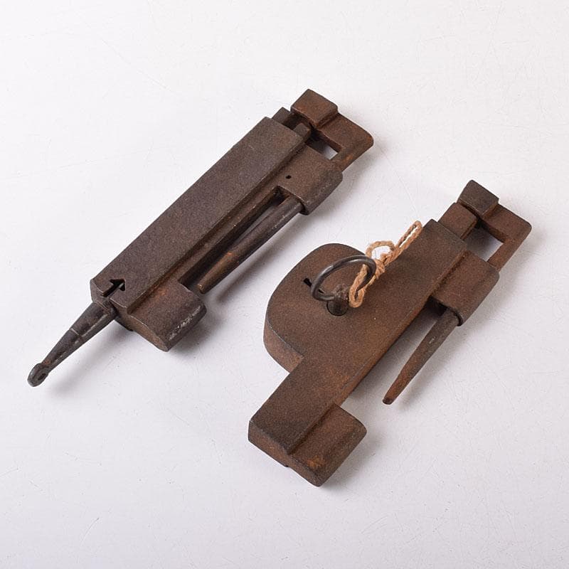 古民具　古鉄　古い錠前　鍵　2点　V　R8682