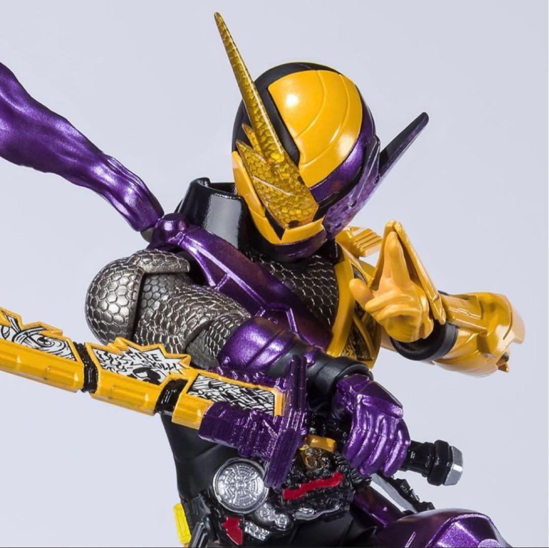 新品 S.H.Figuarts 仮面ライダービルド ニンニンコミックフォーム