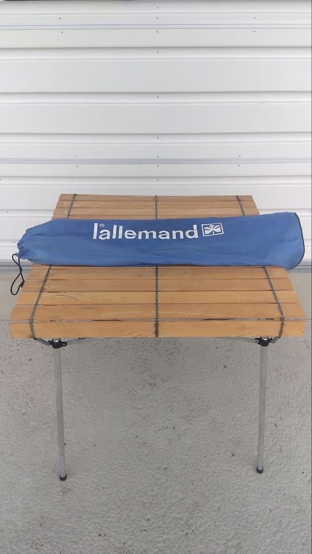 ラレマンド・ウッドロールテーブル焼印無し