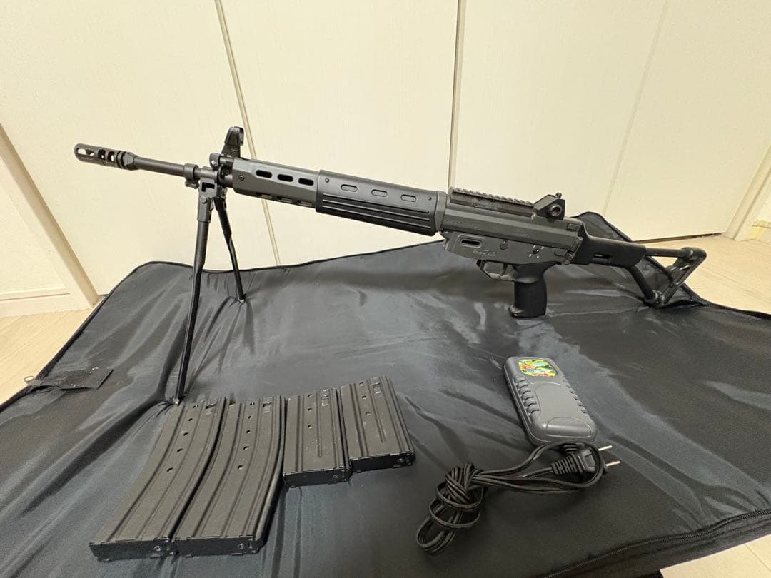 東京マルイ　89式小銃　電動ガン　箱無し【マガジン/リポバッテリー充電器付き】