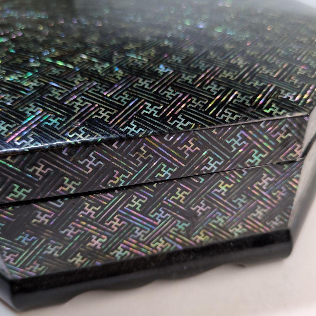 螺鈿　八角箱　重箱　年代物　韓国螺鈿　李朝螺鈿　アンティーク　骨董