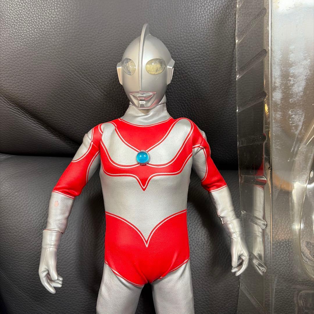 RAH帰ってきたウルトラマン　破損あり