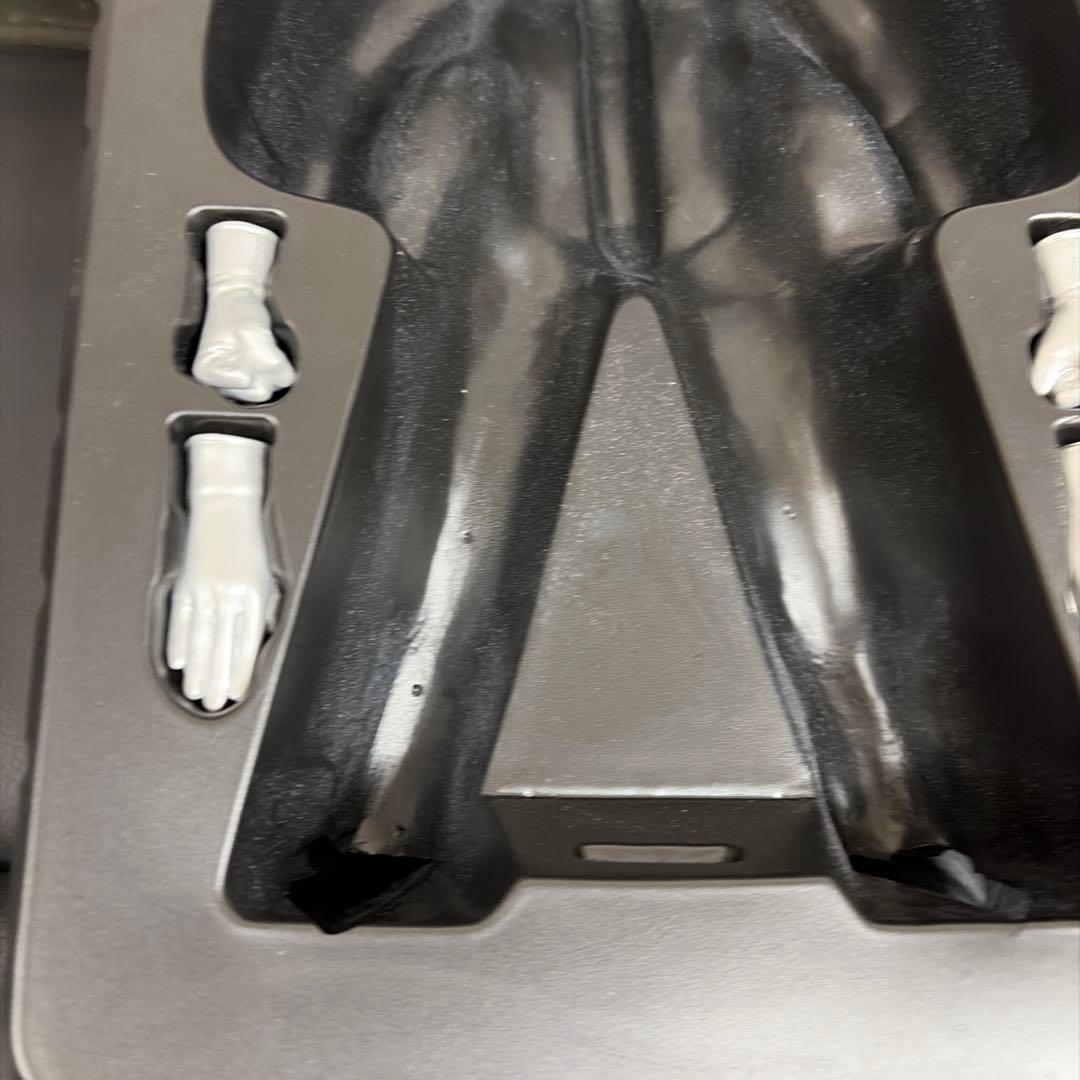 RAH帰ってきたウルトラマン　破損あり