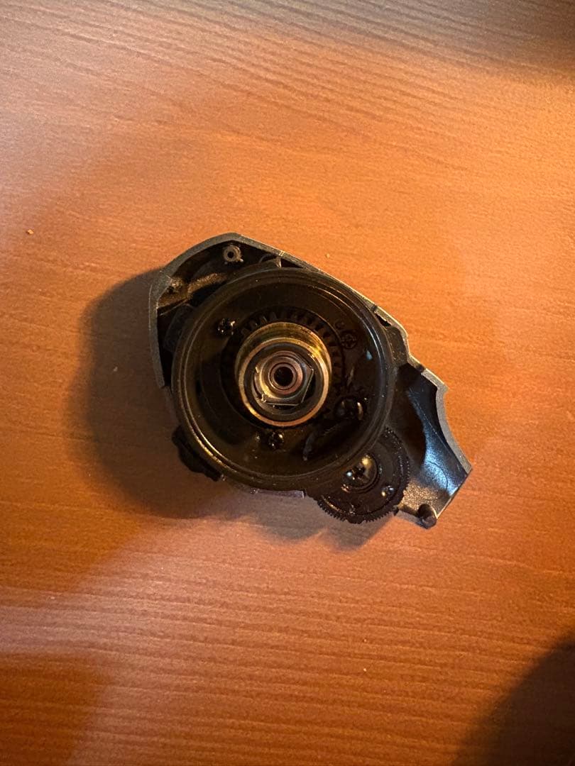 16メタニウムMGL ベアリング３つ交換済み