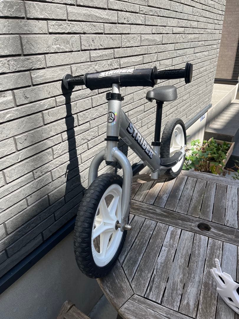STRIDER PROバランスバイク シルバー