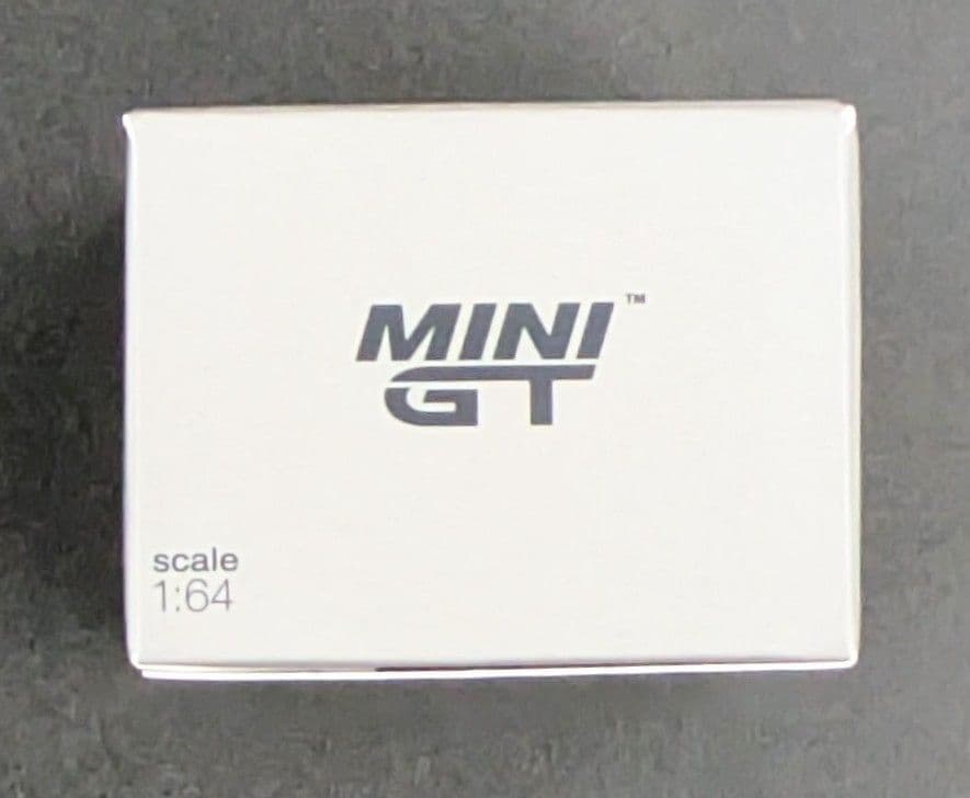 ミニカー MINI GT AlphaTauri AT03 #10 Pierre Gasly