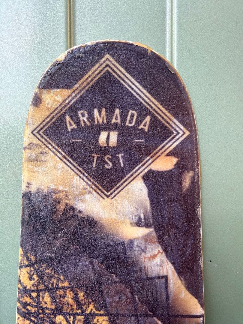 アルマダ　tst 174センチ