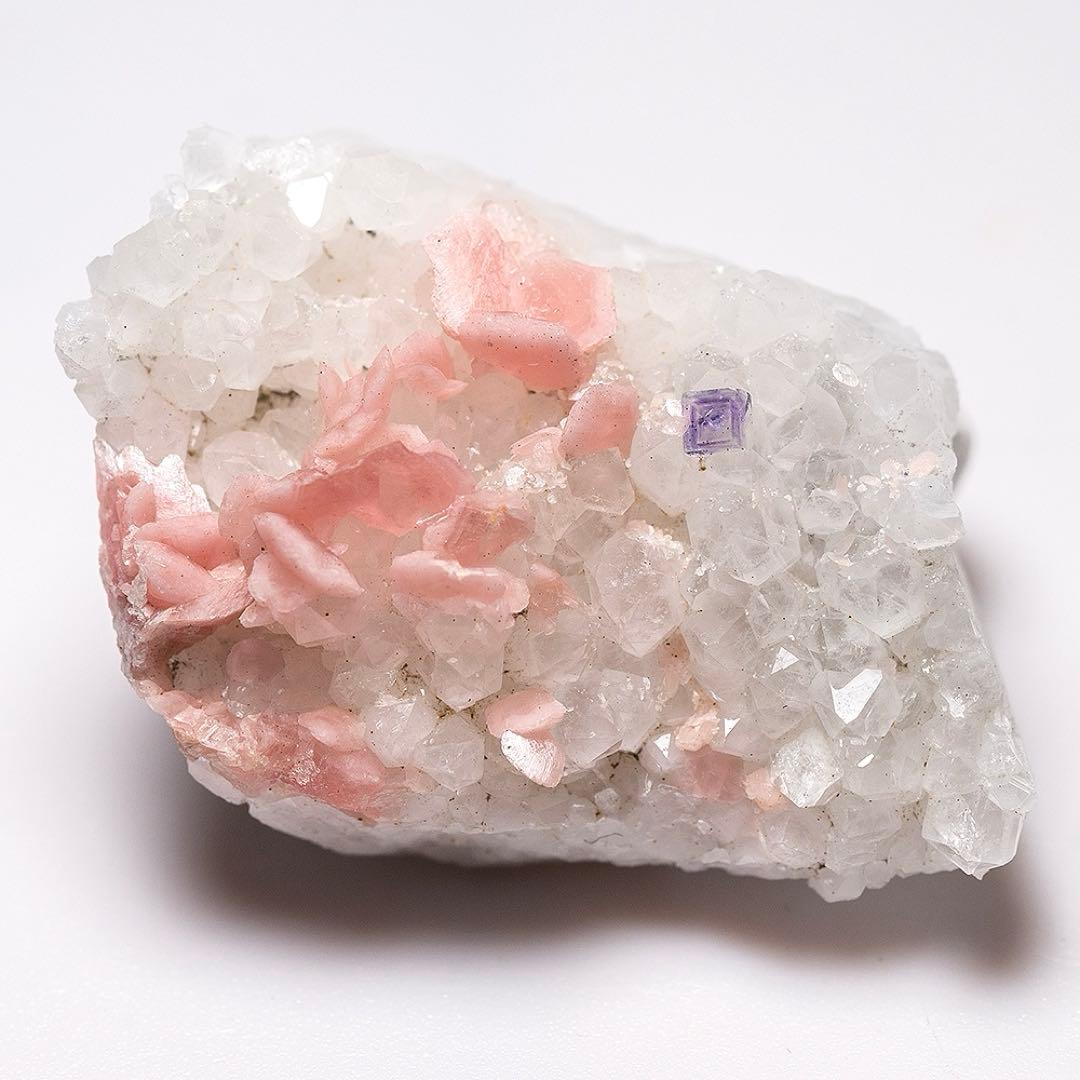 中国 ロードクロサイト フローライト 天然石 原石 鉱物標本 鉱石 蛍石 734