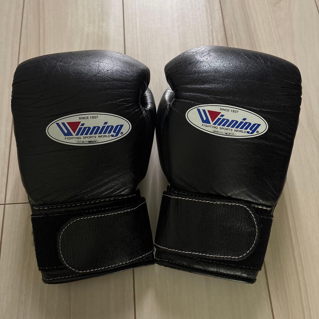 Winning ボクシンググローブ 8 oz 黒 SHMC 1937