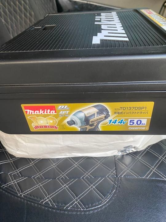 入手困難、限定、マキタインパクトドライバー　創業100周年限定仕様　新品未使用