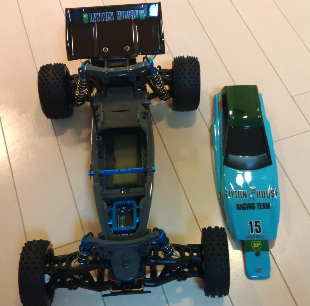 【美品・走行2回】タミヤ DT-03 OPパーツ付き LEYTON HOUSE