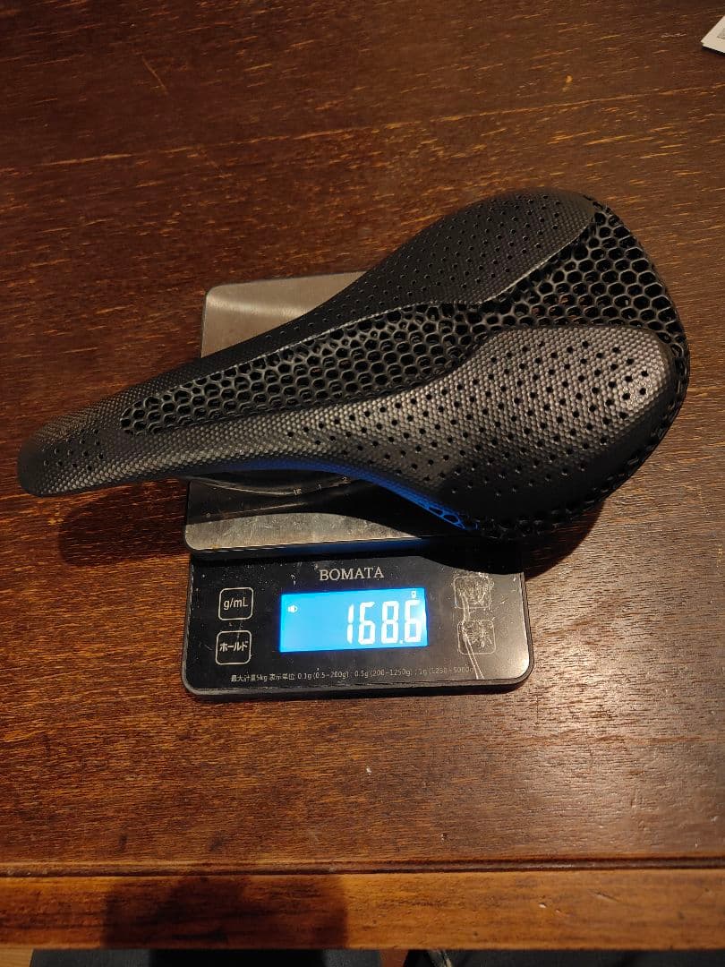 【週末セール中】TNI ティーエヌアイ 3D AeroFlow カーボン サドル