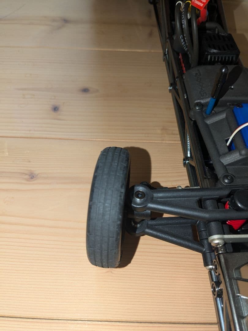 TRAXXAS Funny Car トラクサス　ファニーカー