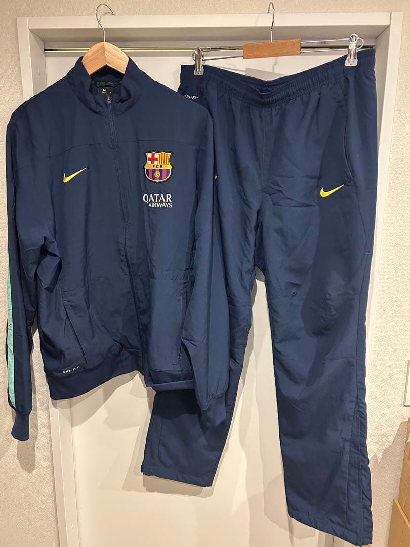 FC Barcelona ジャケットとパンツ セット ネイビー