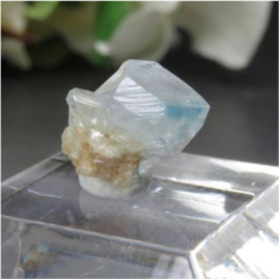 Y*!様 ブラジル産 ユークレース 原石 鉱物