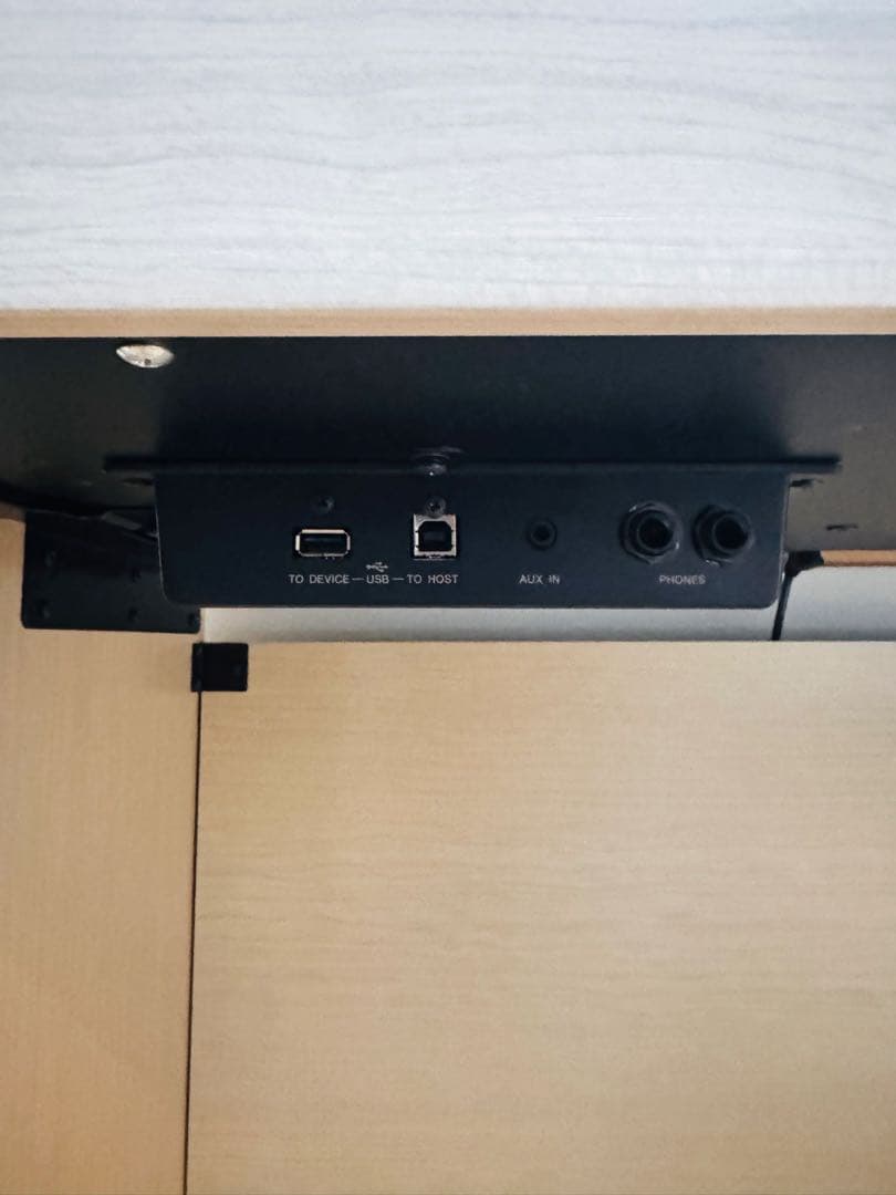 YAMAHA クラビノーバ CLP-735（ホワイトアッシュ調）