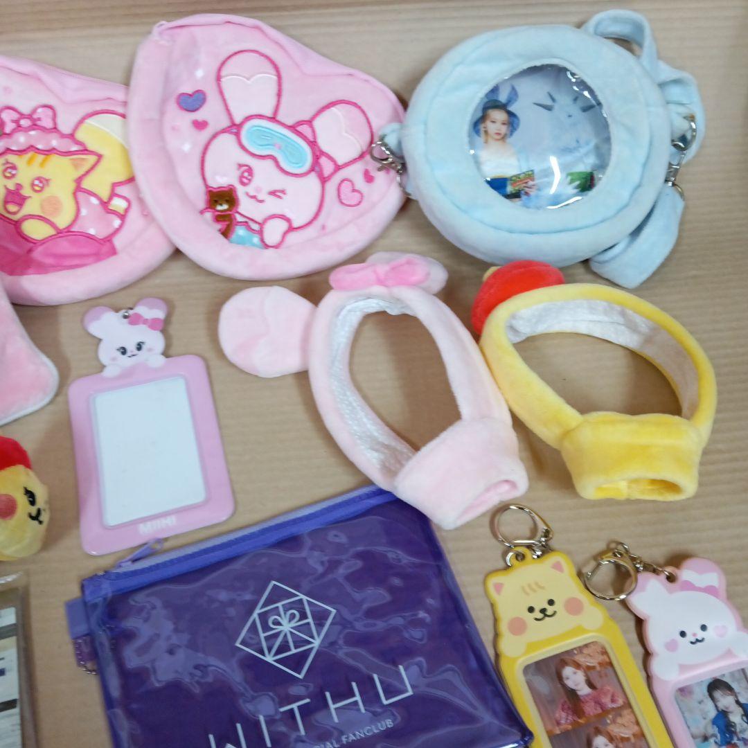 R★NiziU ぬいぐるみ・マスコット・ポーチなど大量セット