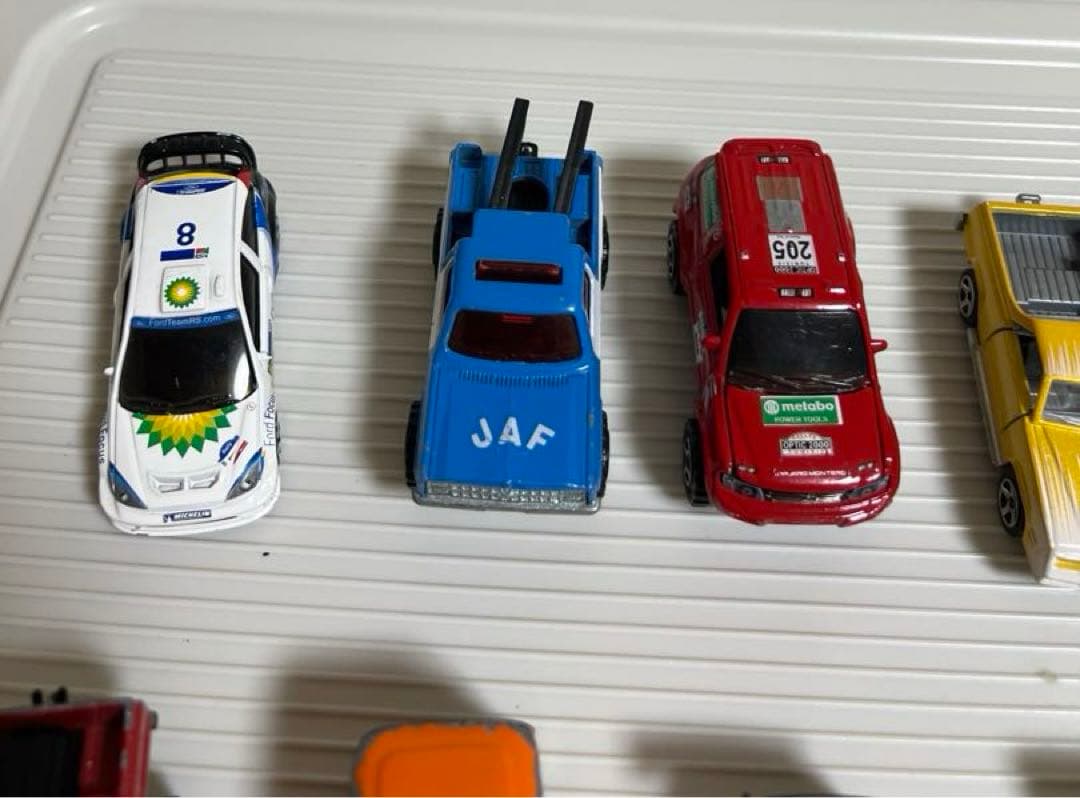 マジョレットミニカーのセット