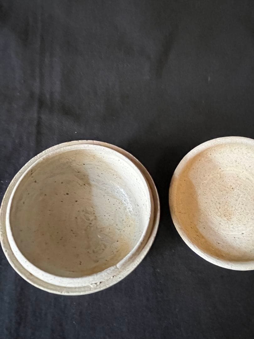 もうレア ！タイスンコロク鉄絵合子 穏やかで丁寧な絵付け 窯印がいい