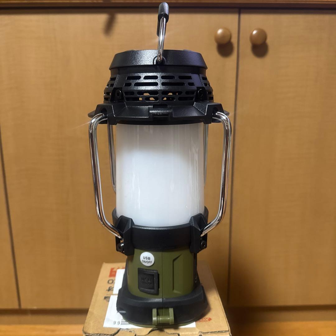 【新品未使用品】マキタ　40V充電式ランタン付ラジオMR008GZO 本体のみ