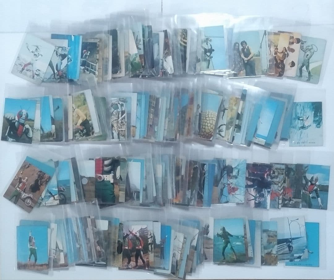 昭和 カルビー仮面ライダーV3カード 234枚、ダブリ無し