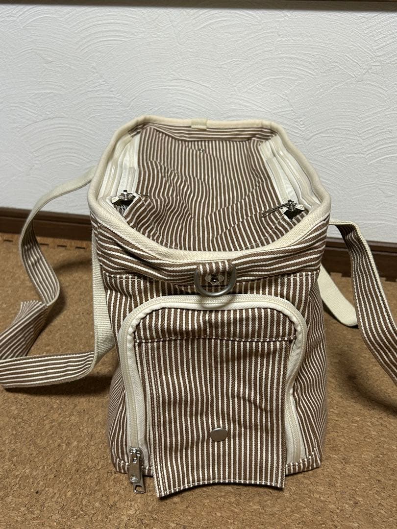 【値下げ】犬猫 ストライプ キャリーバッグ 布製 メッシュ窓付き