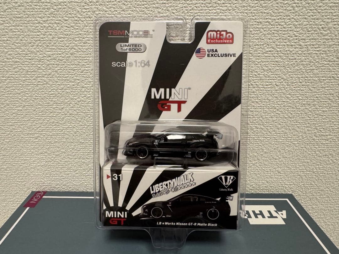 MiniGT LBworks Nissan GTRマットブラック USA