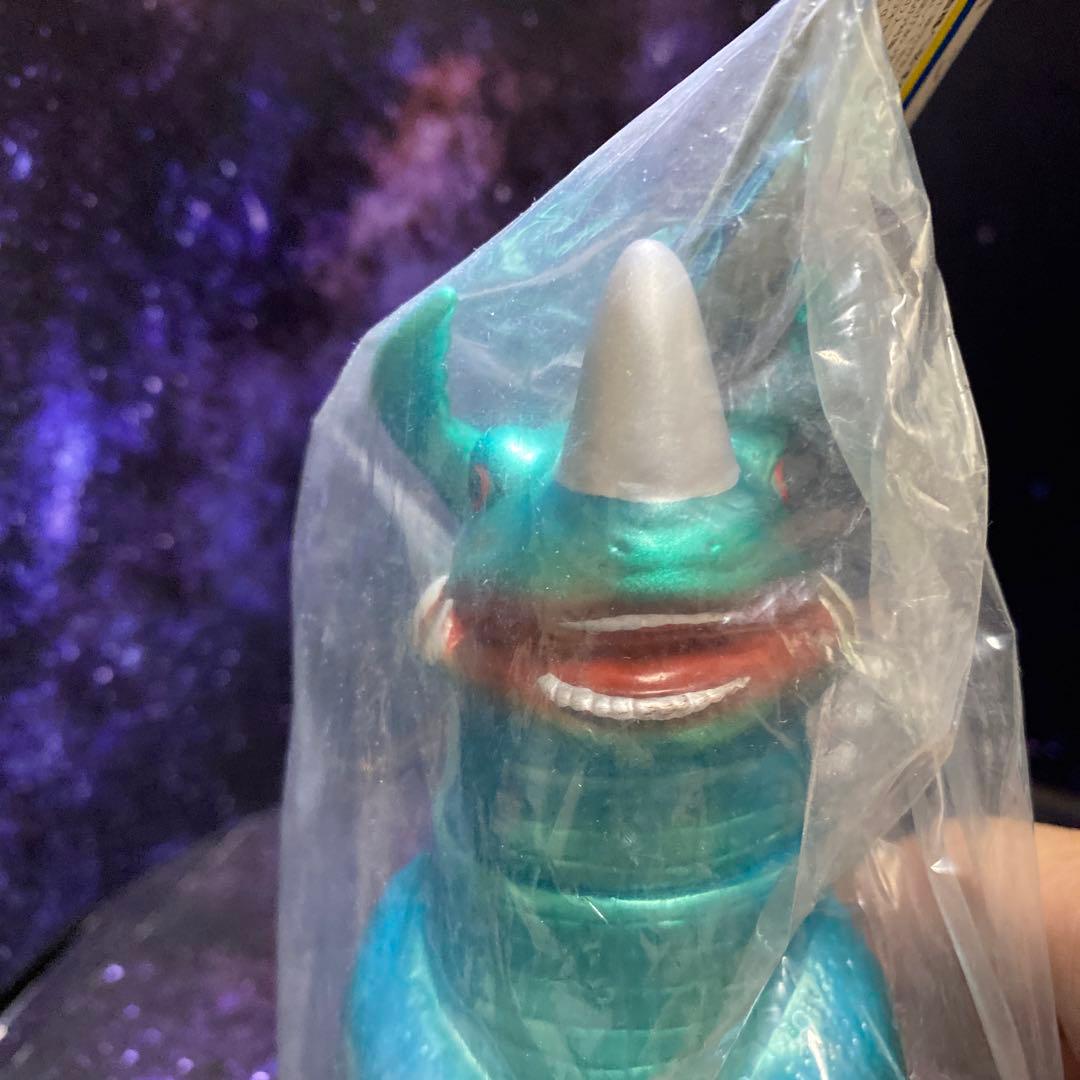 ネロンガ★US TOYS(ユーエストイズ)★シャンプーボトルタイプ★青メタリック