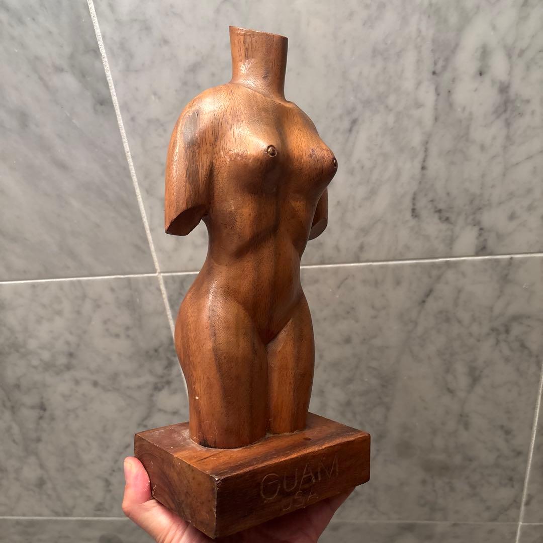 アメリカビンテージ　ミッドセンチュリー生命感のある造形美　裸婦像の木彫り彫刻