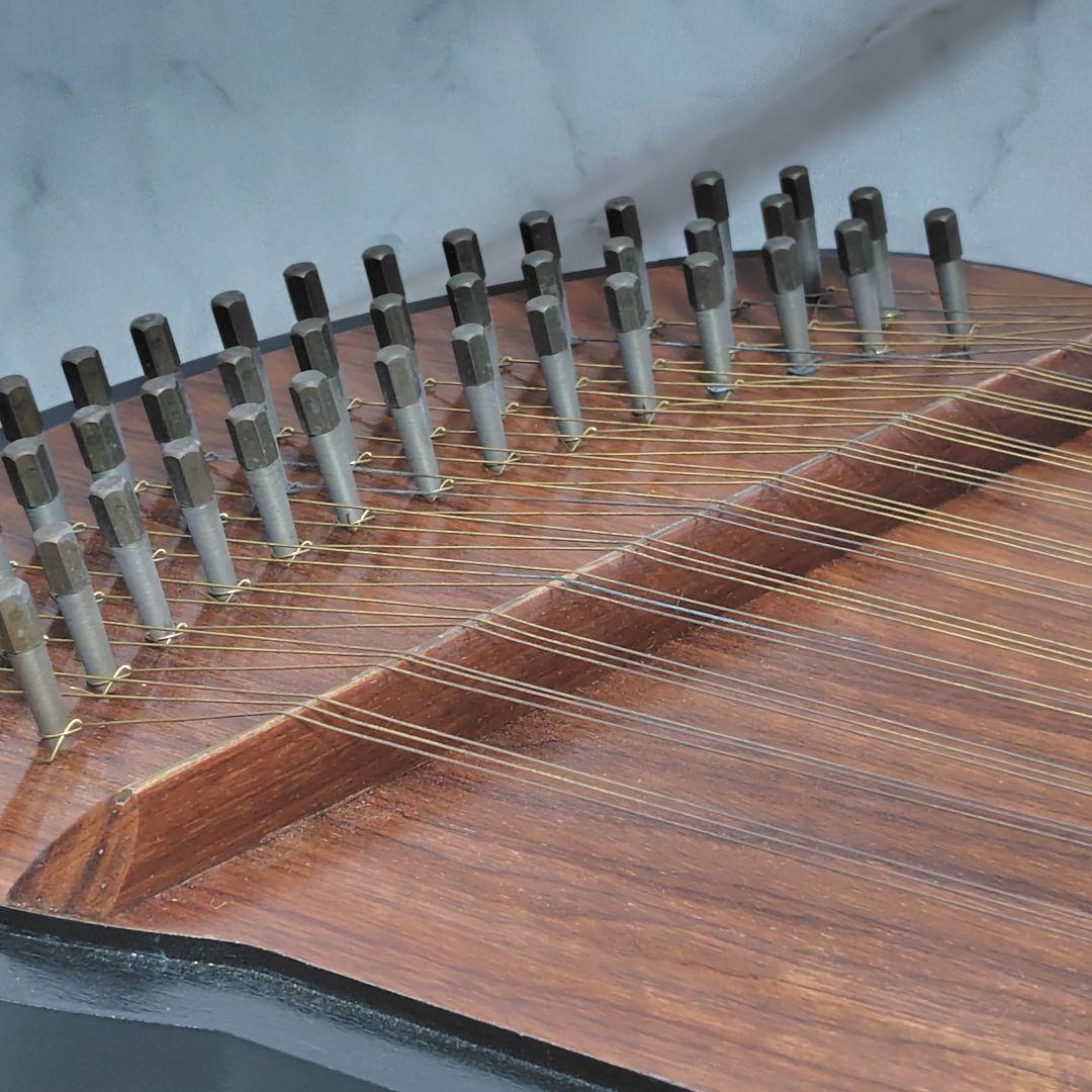 【現状品】 タイ　イラン　打楽器　弦楽器　打弦楽器　民族楽器　キム　サントゥール