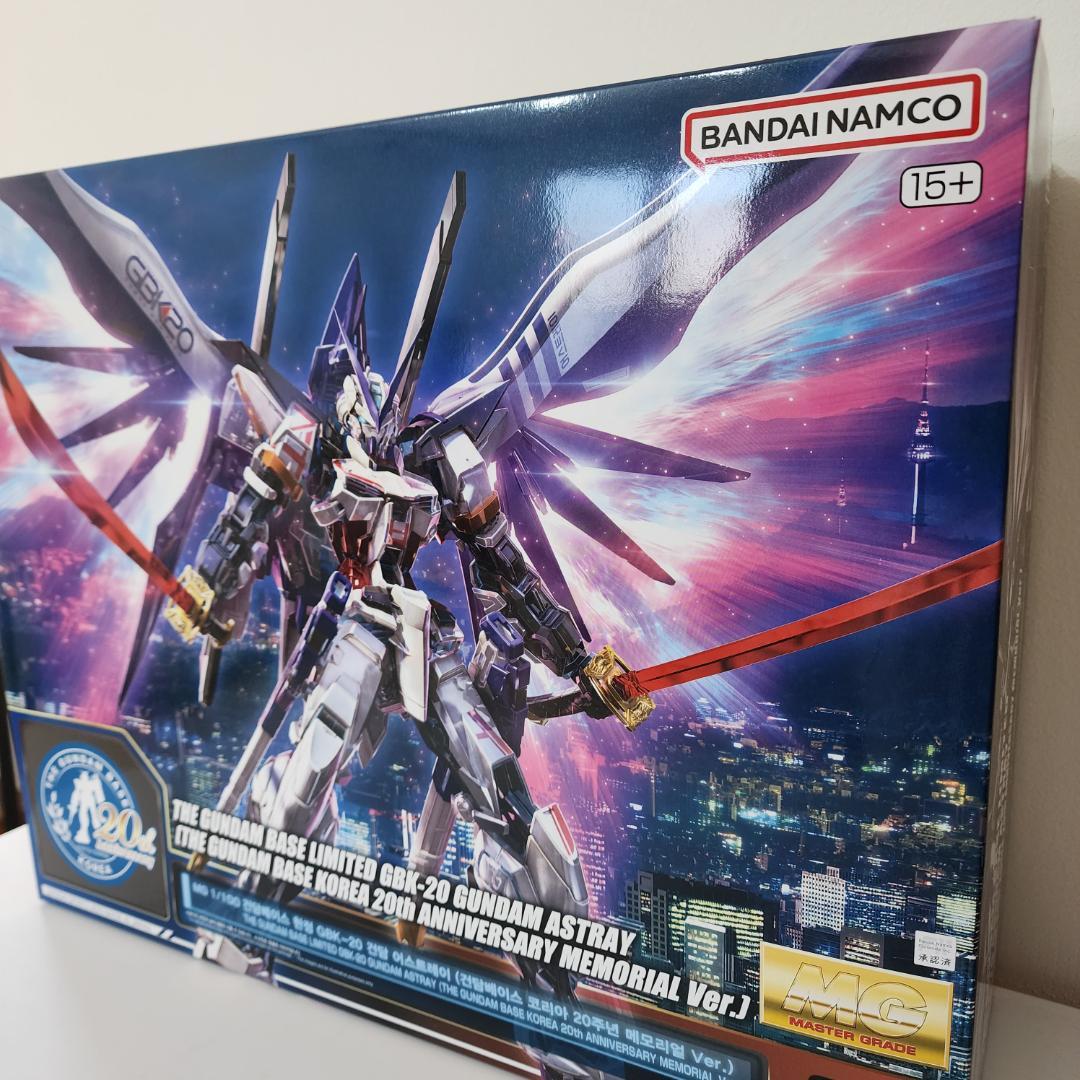 ★期間限定★ 韓国 ガンダム 20周年 メモリアル アストレイ ガンダムベース