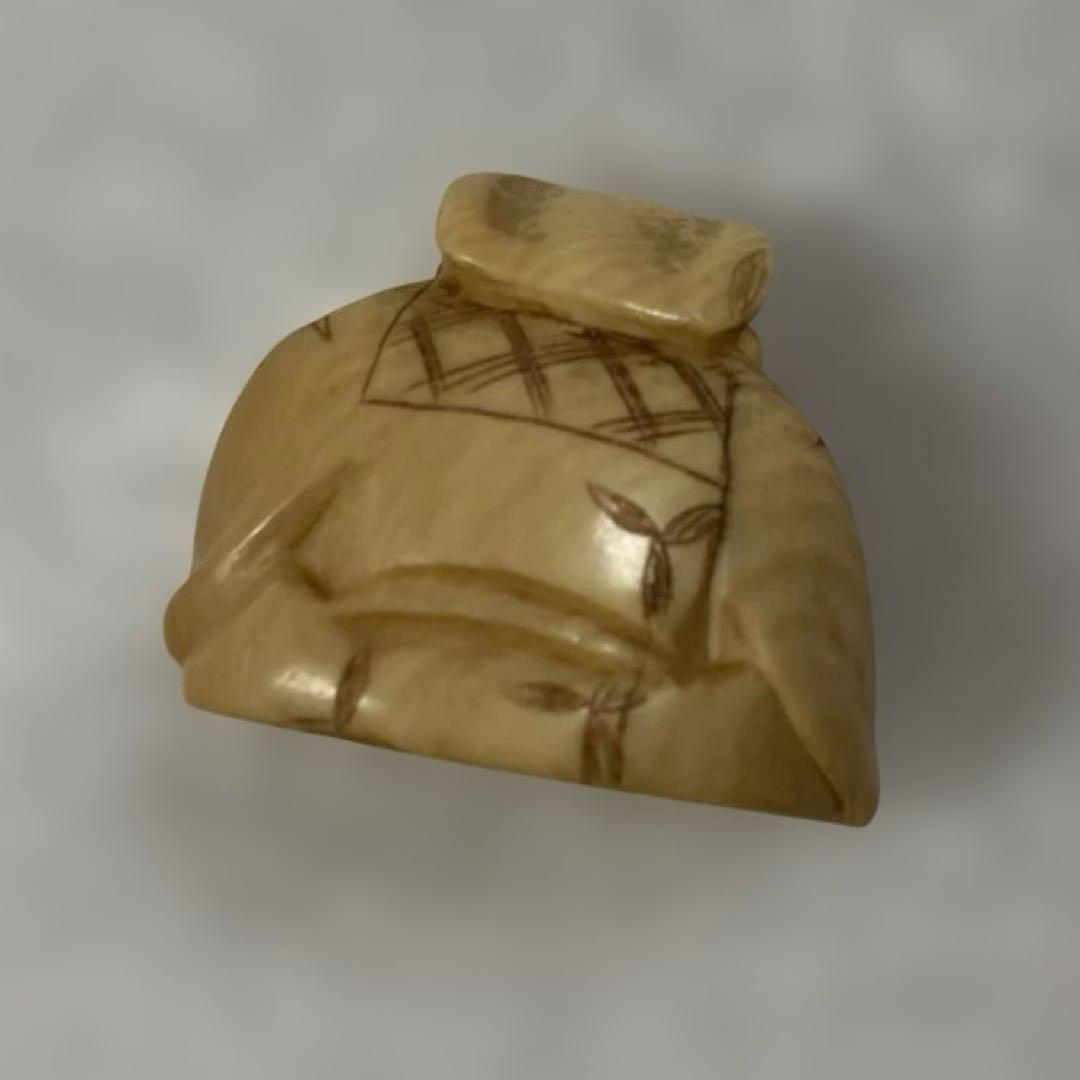 極上　天然素材　根付　提げ物　置物