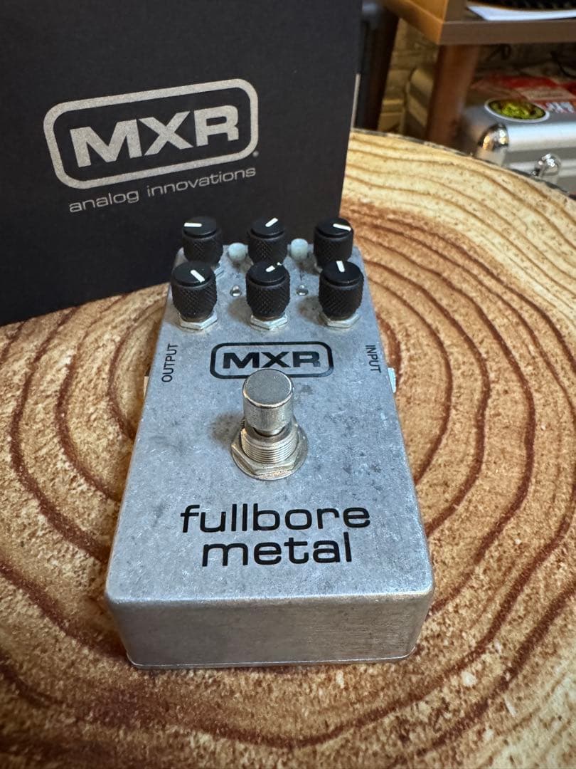 MXR Fullbore l ディストーションペダルです
