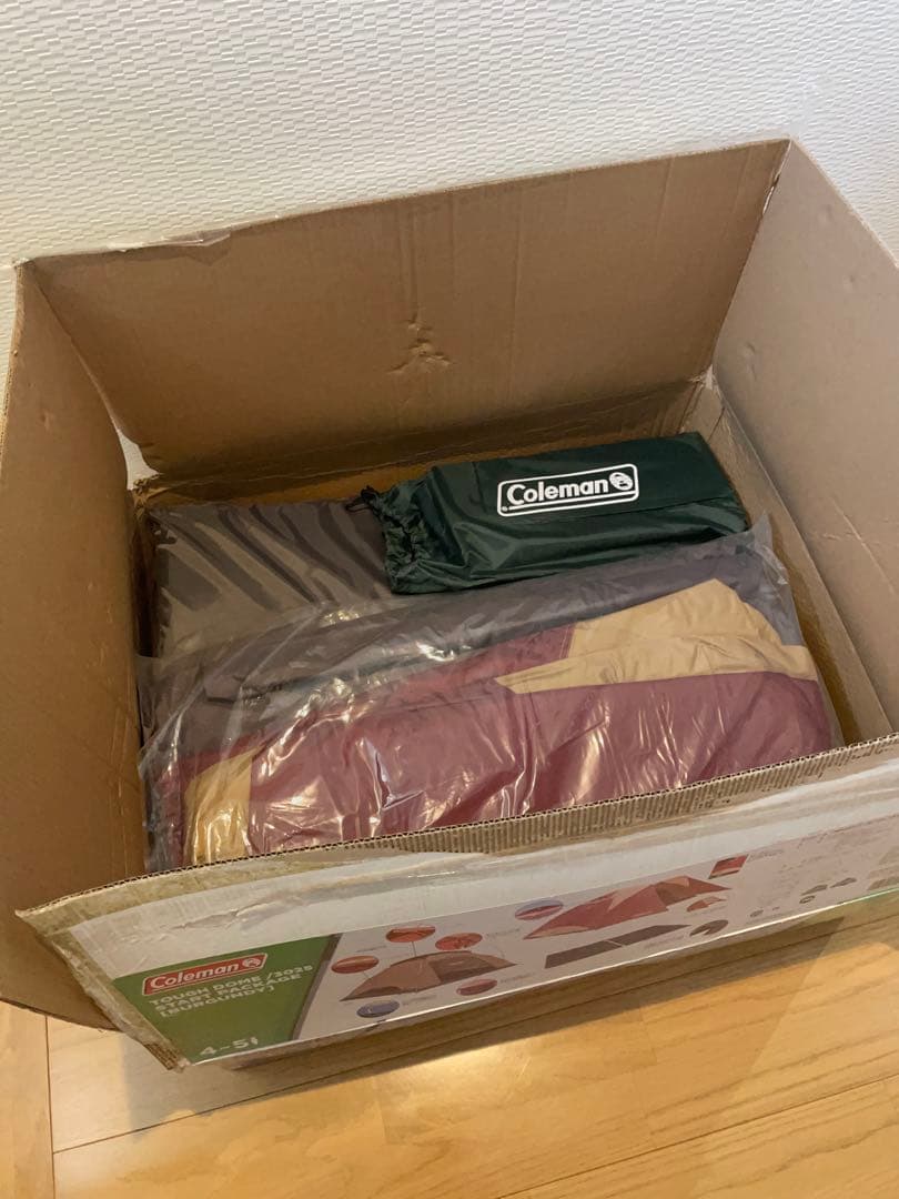 コールマン　新品未使用品　テントとスクリーンタープセットで　希少バーガンディ
