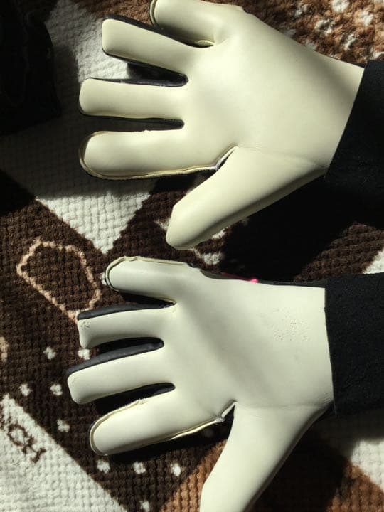 破格！！NIKEキーパーグローブ プーマ キーパーグローブ まとめ売り