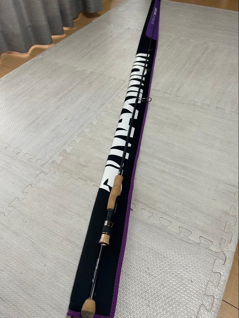 レイドジャパン　グラディエーターマキシマム　マックスクイーン