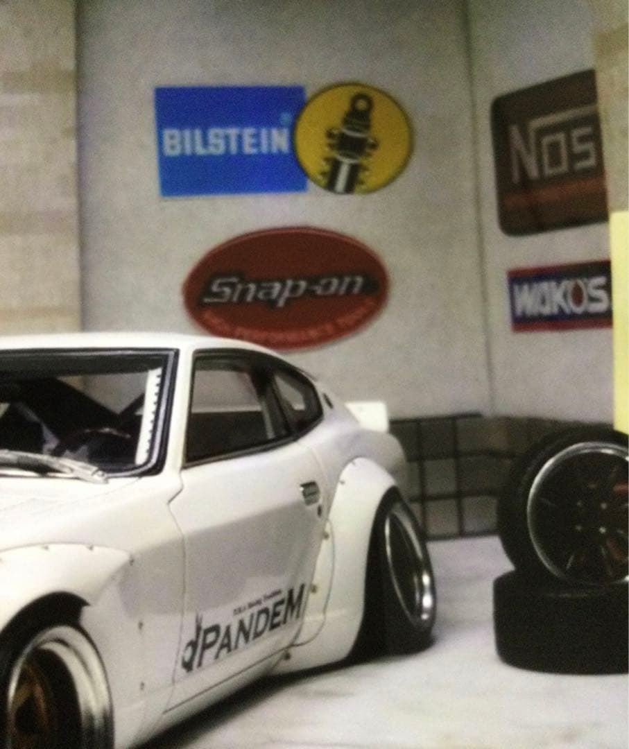 イグニッションモデル1/18 PANDEM S30Z 白　シャツおまけ付き