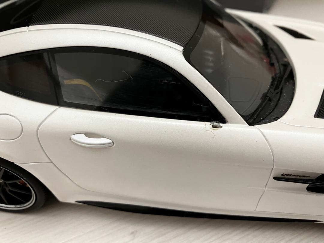 1/18京商 メルセデス AMG GTR