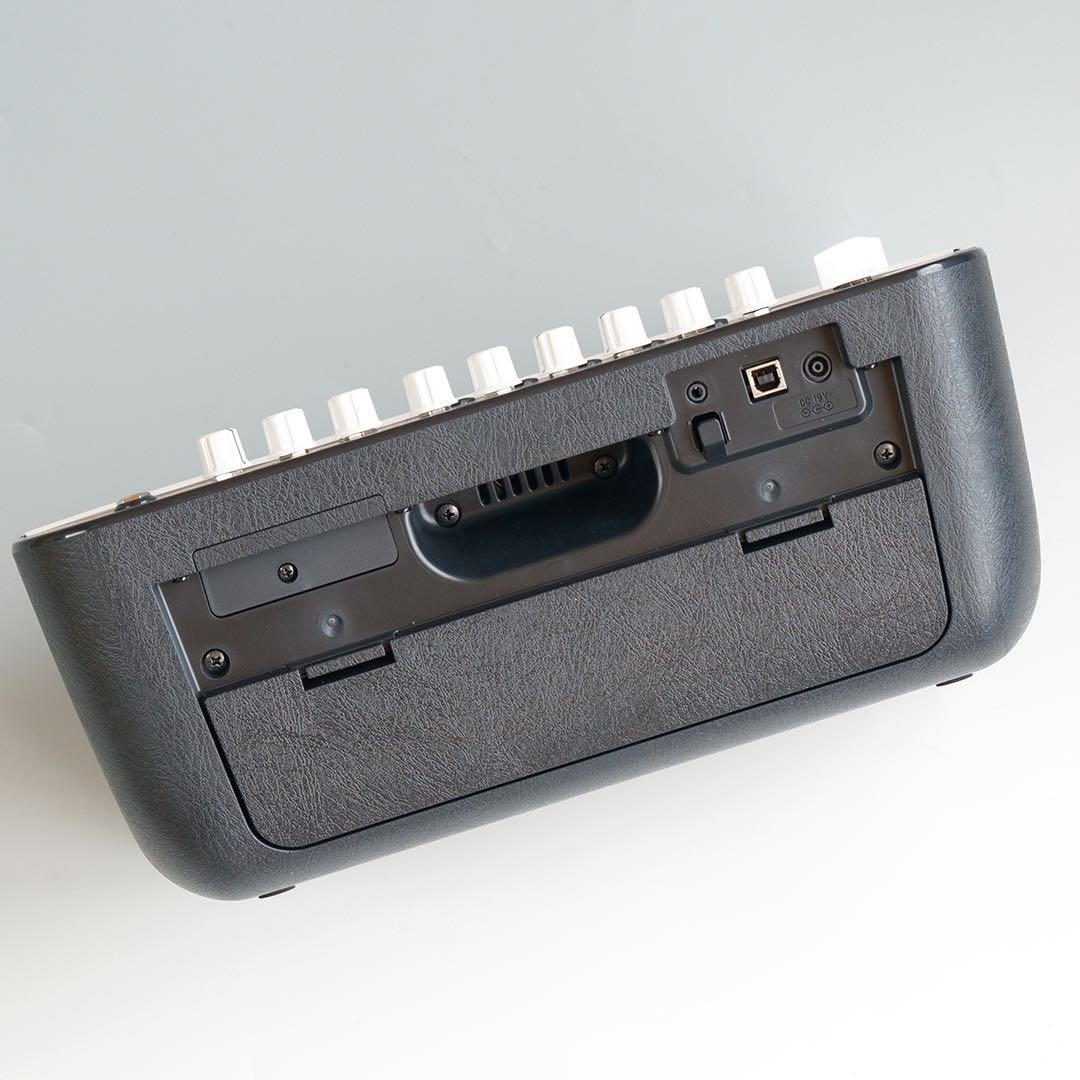 VOX Adio Air BS ベースアンプ　新品同様 バック付き