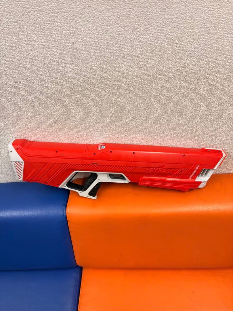 SPYRA 最強の手動式ウォーターガンSpyra - Red
