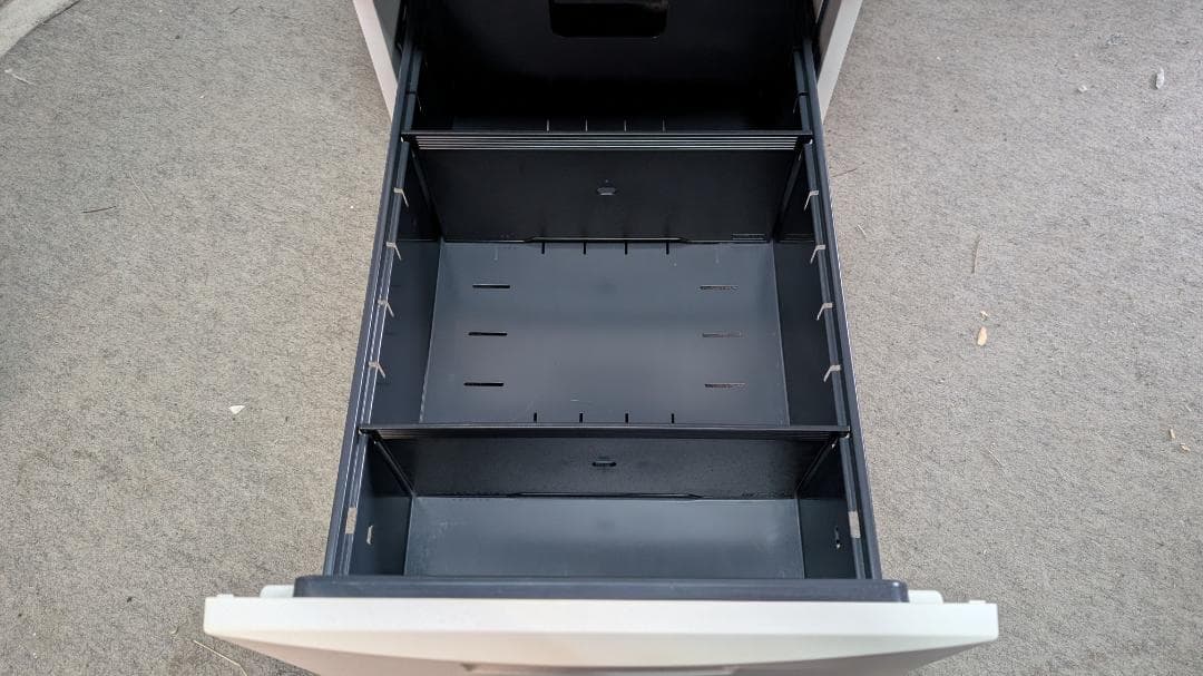 ITOKIイトーキ◆事務用オフィスワゴン◆脇机◆3段チェスト（鍵付き）ラスト1