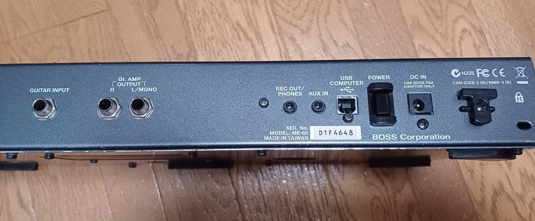 【BOSS ME-80】アダプター付き ギター用マルチエフェクター