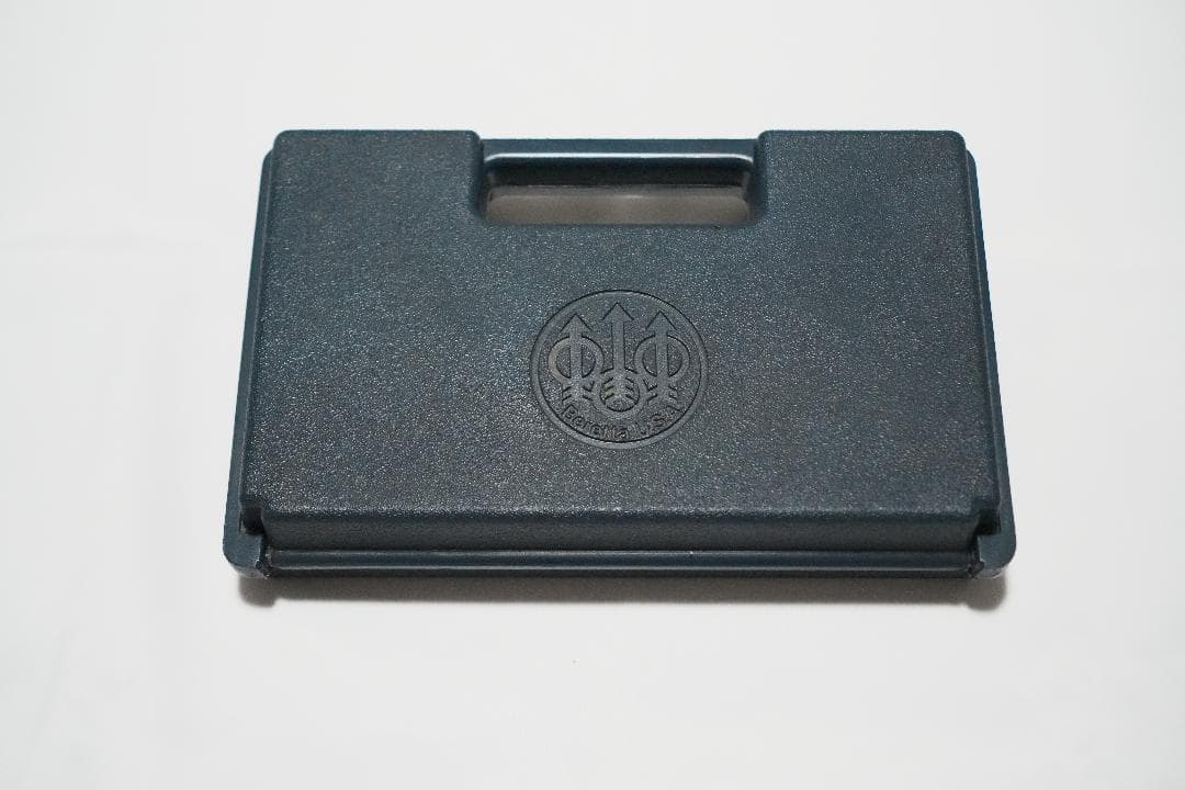 ウエスタンアームズ ベレッタM92FS アイノックス　ガスガン シルバー