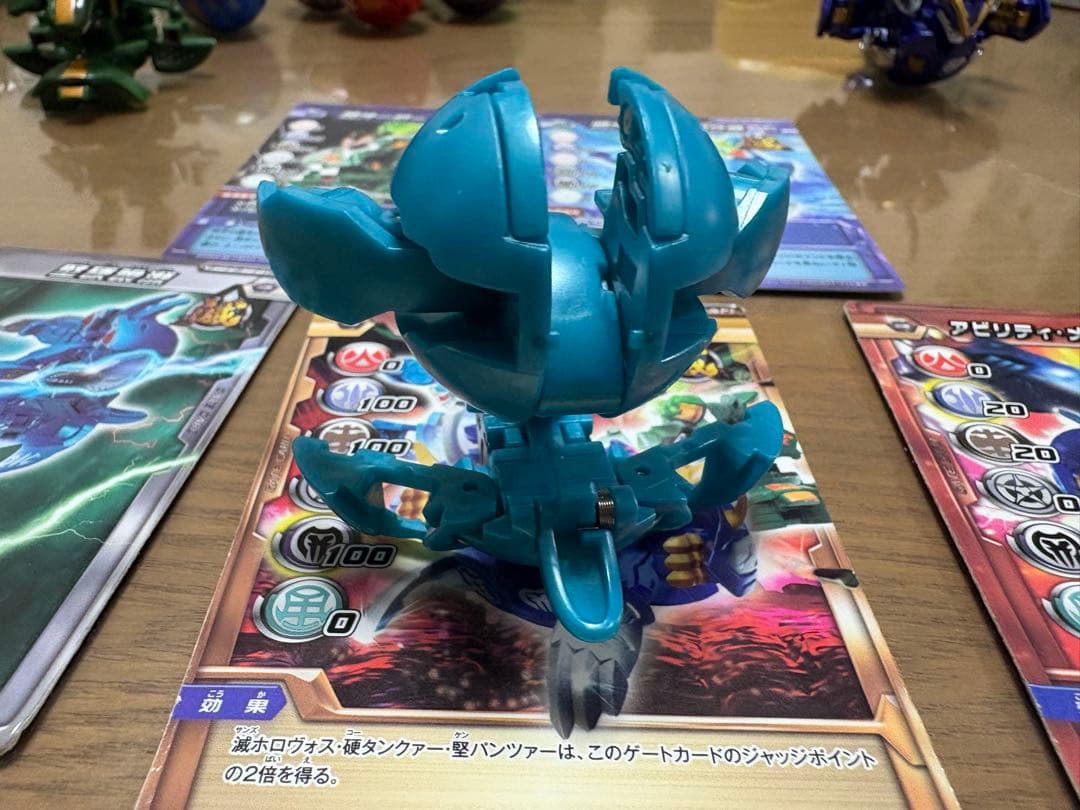 爆丸　サンズデッキ　滅ホロヴォス、硬タンクァー、堅パンツァー　カード　金属パーツ